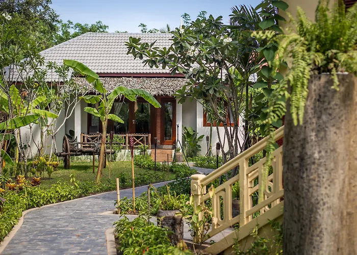 Hotel La Riviere D' Angkor 5*